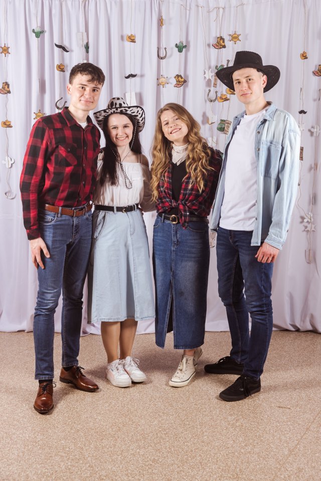 UpeCe western-161.jpg